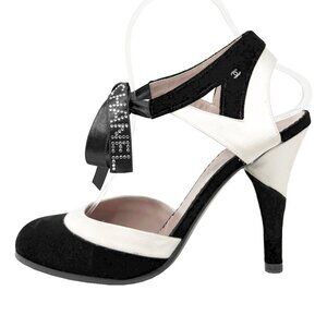 CHANEL Spring 2006 Black Velvet Crystal Logo Bow Heels‎ IT 37.5 / US 7.5